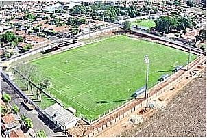Campo de Futebol em Gast�o Vidigal - SP
