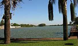 Guara - Guara-SP-Lago do Parque Ecolgico Marac-Foto:rico Christmann