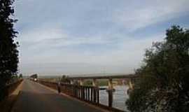 Guatapará - Pontes sobre o Rio Mogi-Foto:beto1000