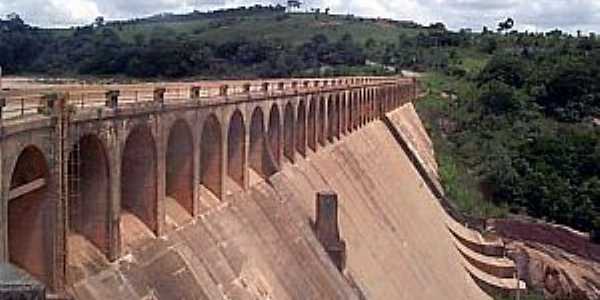 Ibina-SP-Barragem da Represa-Foto:www.valedospassaros.