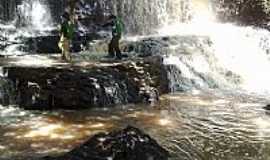 Icm - Cachoeira da Barrinha por HevertonJC