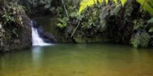 Cachoeira Sem Fim, Por Pousada Casa de Pedra