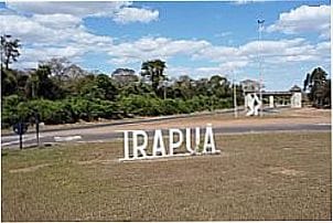 Trevo de acesso � cidade  de Irapu� - SP