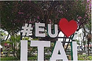 P�rtico de entrada da cidade de Ita� - SP