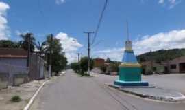 Itaca - Avenida com o Marco da fundao da cidade Itaoca - SP, Por celso vick