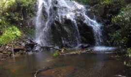 Itaca - Cachoeira em Itaoca - SP, Por celso vick