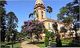 Itapu� - Igreja de Santo Ant�nio de P�dua em Itapu� - SP