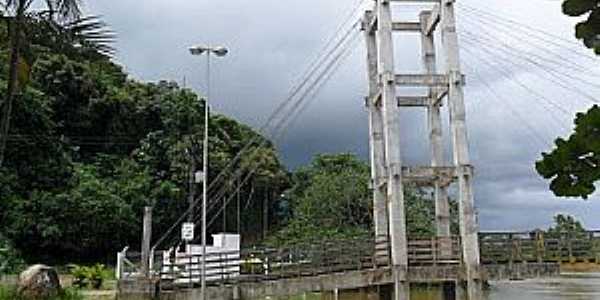 Juqui-SP-Torre da Ponte sobre o Rio Juqui-Foto:Luiz Pedro