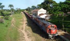 Lavnia - estrada de ferro noroeste do brasil  na cidade de lavinia -est-sp, Por poeta=valmir  dos  santos -cidade-lavinia-est-sp