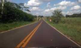Lavnia - Lavnia-SP-Estrada Vicinal-Foto:poeta-valmir dos santos