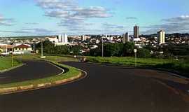 Lenis Paulista - Vista parcial da cidade - por BUI*IBITINGA* 