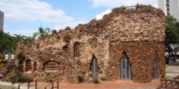 Gruta - Praa Toledo de Barros - Limeira SP, Por Edemar C. Hebling SJCampos SP