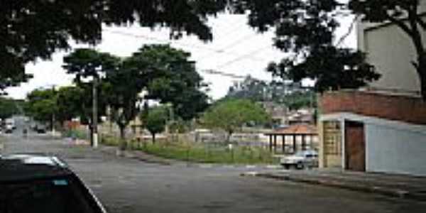 Praça Av. Mitsuke, por Mario Beraldo.