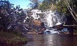 Natividade da Serra - Cachoeira do Pouso Alto