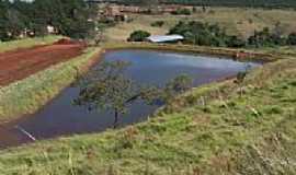 Pardinho - Pardinho-SP-Lago e rea rural-Foto:Mauro Bassetto