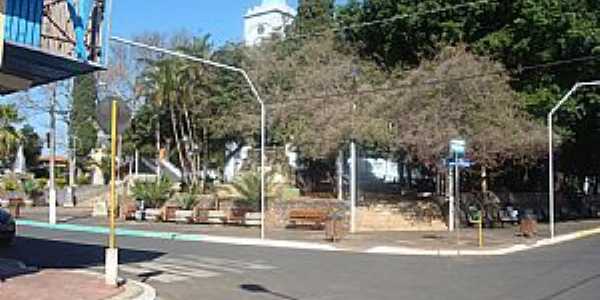 Pardinho-SP-Praa da Matriz-Foto:Estenio-SP