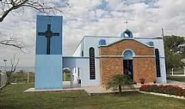 Pindamonhangaba - Pindamonhangaba-SP-Igreja de Cristo Rei no Bairro Taipas-Foto:ROBINSONROY