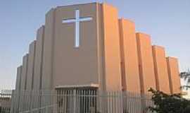 Pirapozinho - Igreja Dom Bosco, por Everton Pinaffi.