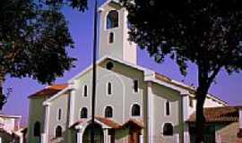 Po - Igreja Matriz de Calmon Viana, Po - SP -  por Joo Paulo  Chagas