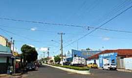 Queiroz - Rua de Queiroz-Foto:Eduardo M. P. Dantas