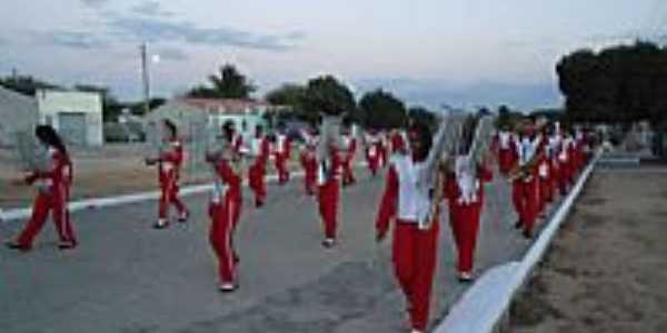 Fanfarra no Desfile em Quixab-Foto:PortalQuixab.