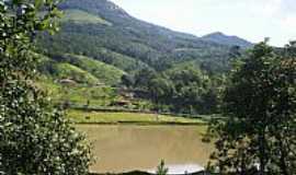 Santa Isabel - Santa Isabel-SP-Lago e vista da Pedra Preta-Foto:FabioLaurindo