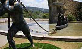 Santana de Parnaba - Monumento aos Bandeirantes em Santana de Parnaba-SP-Foto:Udson Pinho