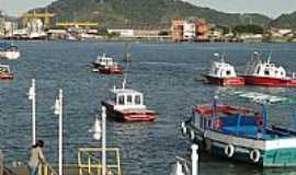 Santos - Canal de entrada das
embarcaes foto Joo
Savioli