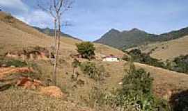 So Jos do Barreiro - Vista do morro da Pedra da Bacia  em So Jos do Barreiro-SP-Foto:J. Augusto