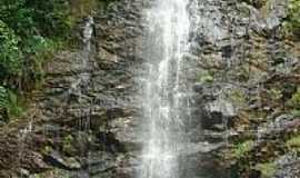 Riacho de Santana - Cachoeira do Rio Pequeno na Serra Geral do Espinhao em Riacho de Santana-Foto:Gardiel Navarro