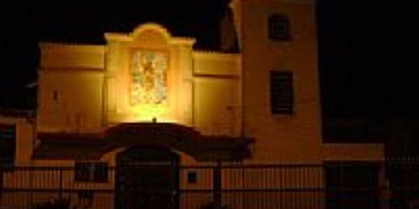 Igreja vista noturna-Foto:Ro Fort 