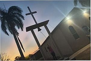 Igreja da pra�a, Por daniela