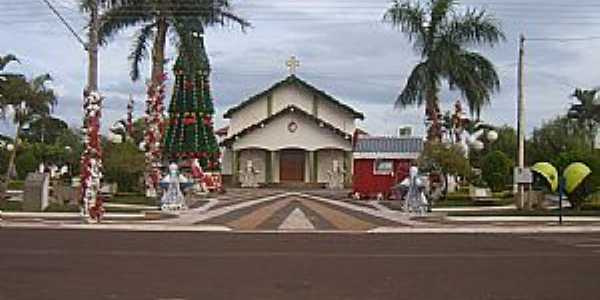 Suzanpolis-SP-Igreja Matriz com motivos Natalinos-Foto:Eng Antonio Zizas Junior