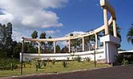 Termas de Ibir - Entrada do Balnerio de Termas de Ibir - SP por rgviola