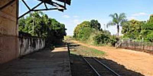 Plataforma da Estao Ferroviria de Tibiria-Foto:gustavo_asciutti