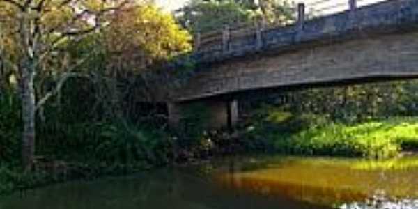 Ponte Rio So Joo-Foto:Luciano Rizzieri 