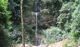 Vera Cruz - Cachoeira prxima da cidade de Vera Cruz  por Ivan evangelista Jr