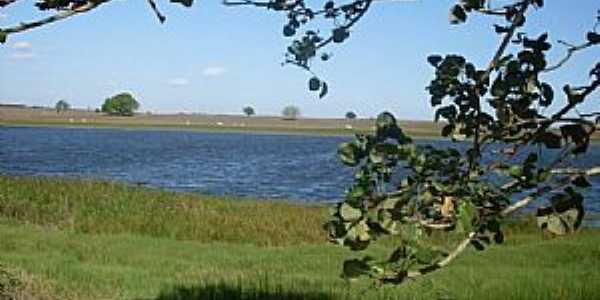 Lagoa da Canoa-AL-Lagoa que deu o nome ao Municpio-Foto:oliveira.clebson