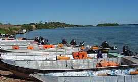 Araguan - Araguan-TO-Barcos no Rio Araguaia-Foto:tguima