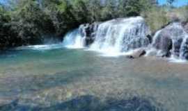 Aurora do Tocantins - cachoeira do Ribeiro, Por gabrielle