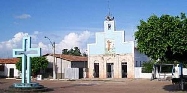 Axix do Tocantins-TO-Praa e Matriz de So Francisco-Foto:Fernando Cunha