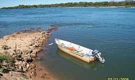 Ipueiras - Ipueiras-TO-Barco no Rio Tocantins-Foto:Joo Reedijk