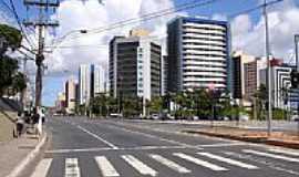 Salvador - Av. Tancredo Neves em Salvador-BA-Foto:cerrado