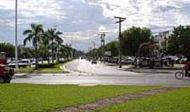 Palmas - Avenida JK   foto
skyscrapercity.