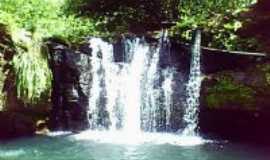 Wanderlndia - Cachoeira do Pau Amarelo, Por Allyne Wanderley