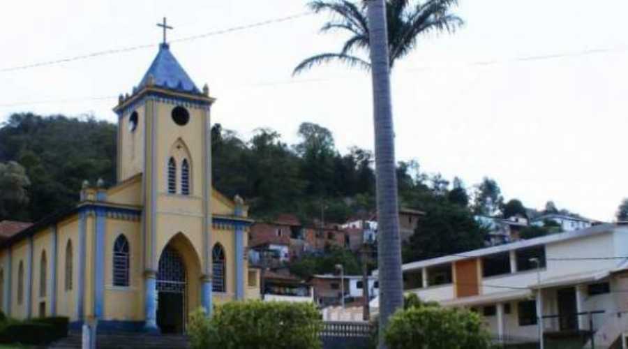Durandé Minas Gerais fonte: www.ferias.tur.br