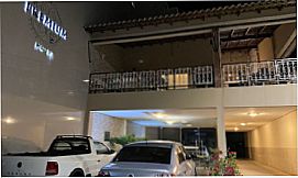 Momba�a Premium Hotel em Momba�a, CE