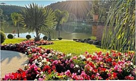 Est�ncia do Lago - SPA & Wellness em Almirante Tamandar�, PR