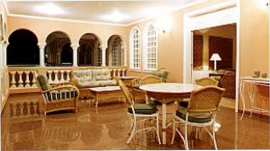 CASA DO FOLCLORE HOTEL Telefone - Uberaba | Férias