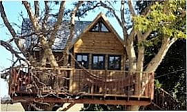CASA DA �RVORE - DREAM TREE HOUSE em Santa Clara D'Oeste, SP